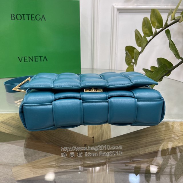 Bottega veneta高端女包 寶緹嘉小牛皮編織單肩斜挎包 BV經典款Cassette枕頭包  gxz1127